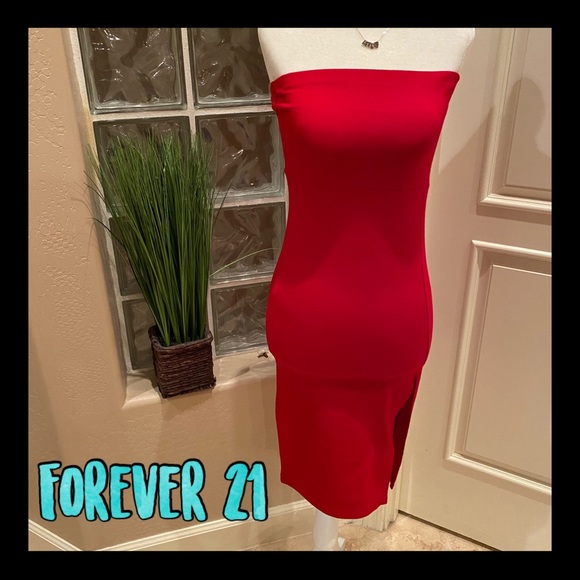 Forever 21 Dresses & Skirts - ❤️MARKDOWN❤️ Forever 21 little red strapless dress